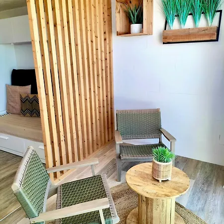 Apartment Magnifique Face Avec Place Privative.